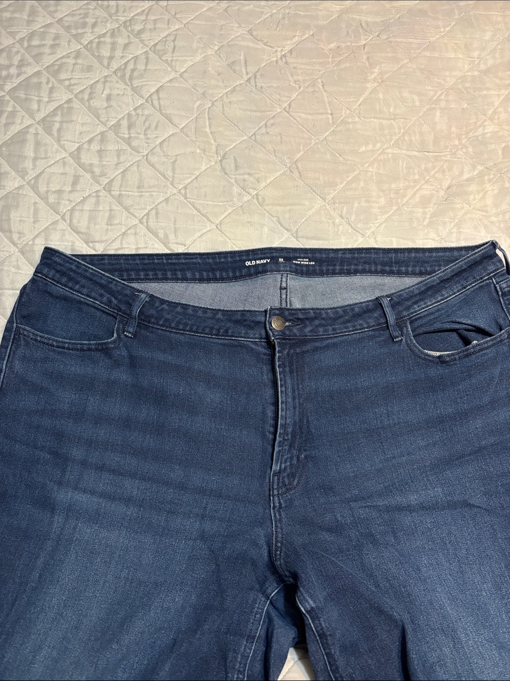 Old Navy Women’s Dark Blue Stretch jeans size 22W long High rise WOW WIDE LEG.